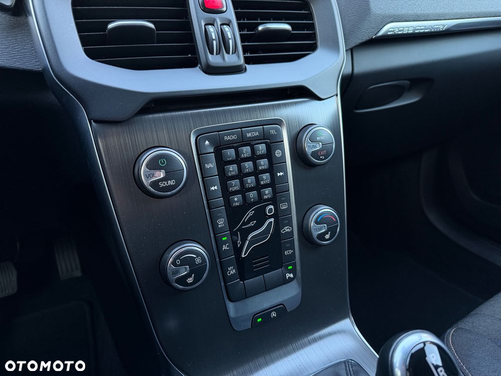 Volvo V40 Cross Country D2 Geartronic Linje You - 18