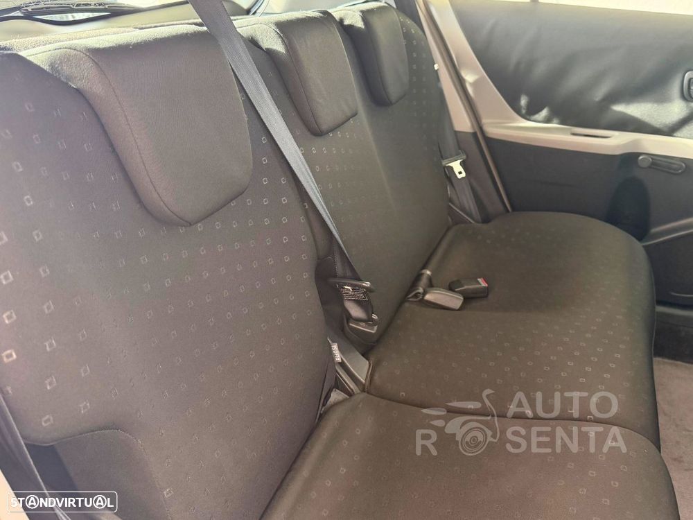 Toyota Yaris 1.0 VVT-i - 14