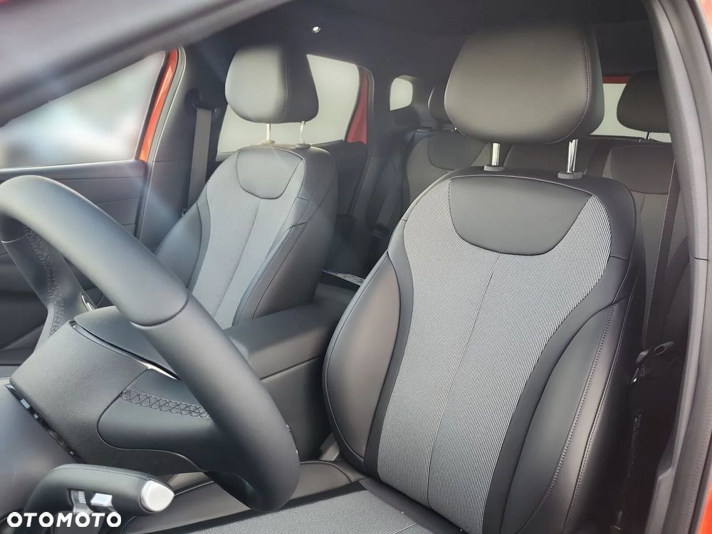 BYD Dolphin G - 12