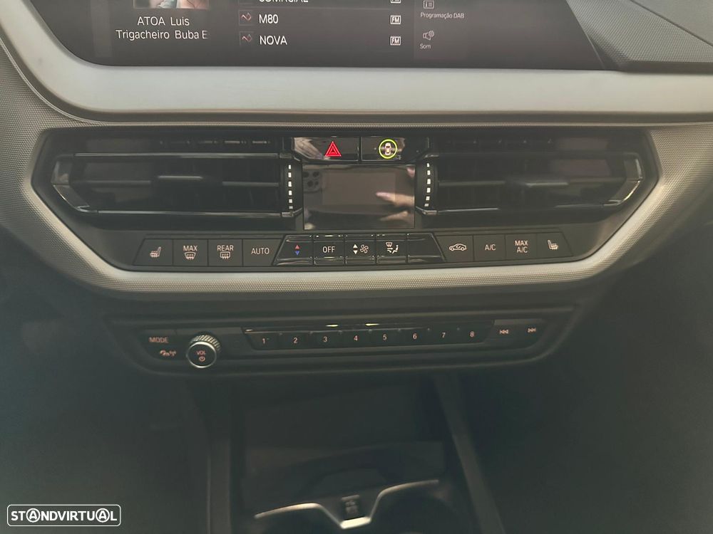 BMW 116 d Aut. Advantage - 23