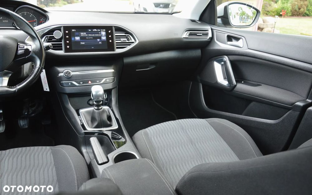Peugeot 308 - 23
