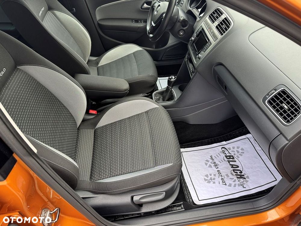 Volkswagen Polo Cross 1.0 - 12