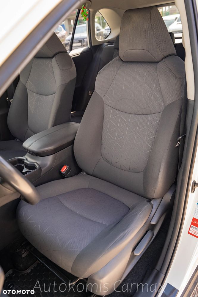 Toyota RAV4 - 18