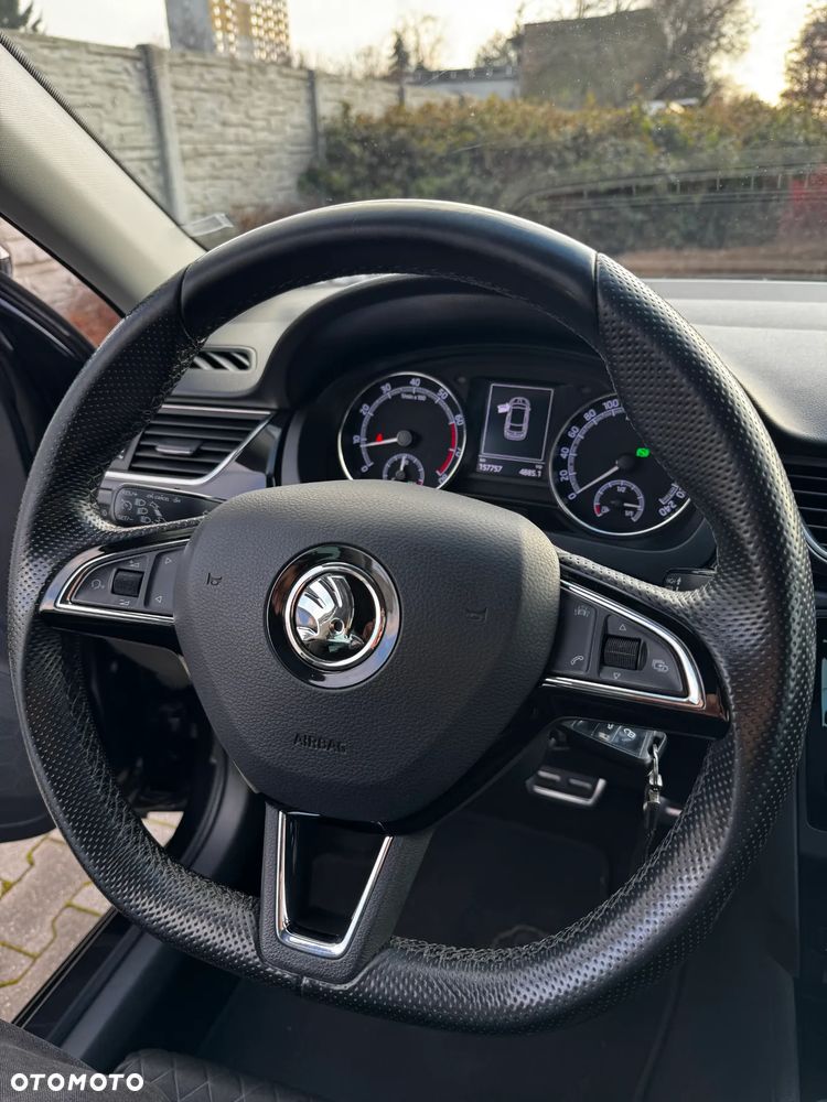 Skoda RAPID Spb 1.4 TSI Style DSG - 17