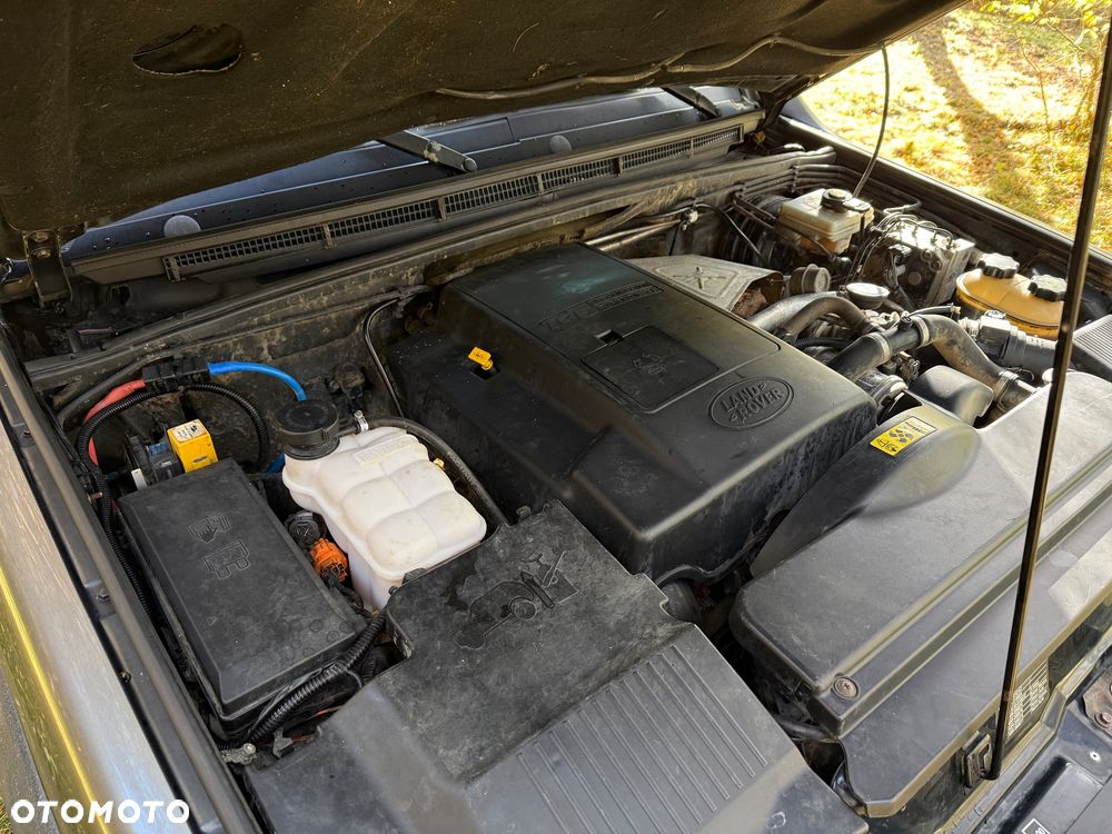 Land Rover Discovery - 25