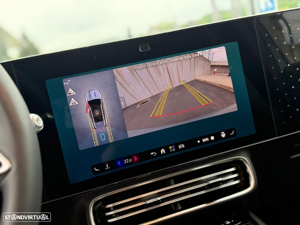 Mercedes-Benz GLB 250+ EQ - 15