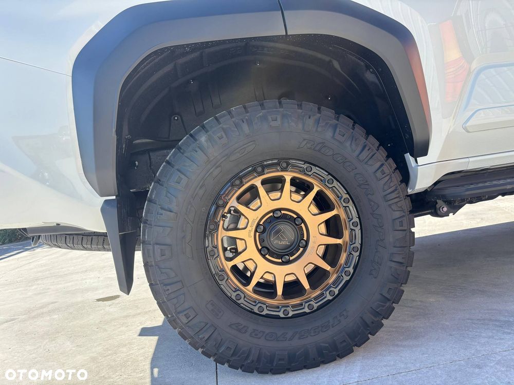 Toyota 4-Runner - 11