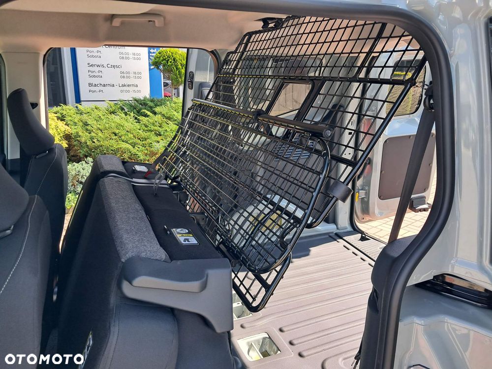Ford Transit Courier Trend - 28