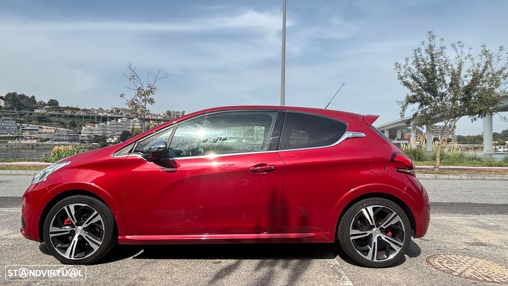 Peugeot 208 1.6 e-THP GTi - 5