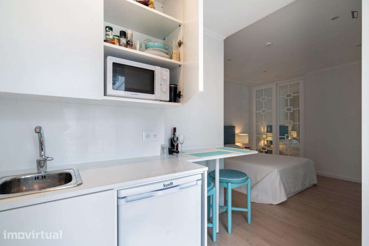 Quarto - localizado em Carcavelos Lisbon - Grande imagem: 4/32