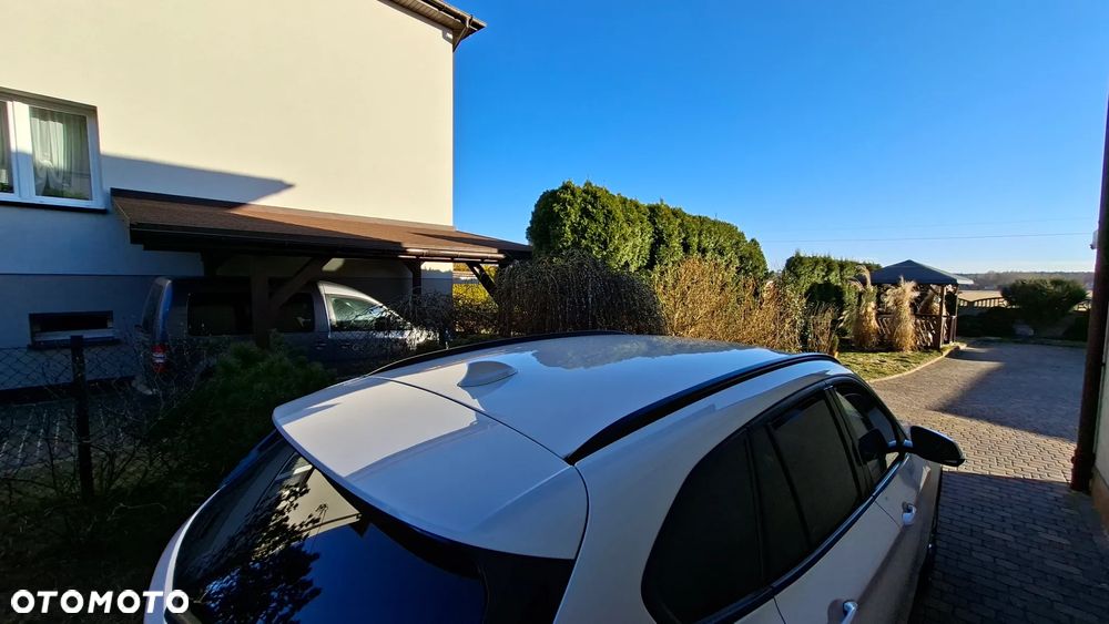 BMW X1 xDrive18d Sport - 13