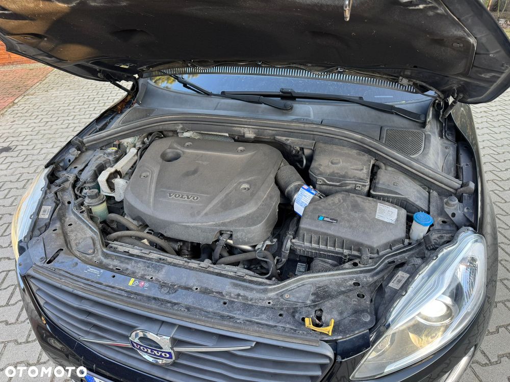 Volvo XC 60 D3 Drive-E Momentum - 22