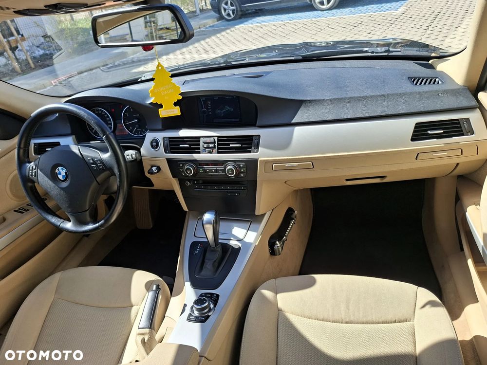 BMW Seria 3 318i Edition Exclusive - 13