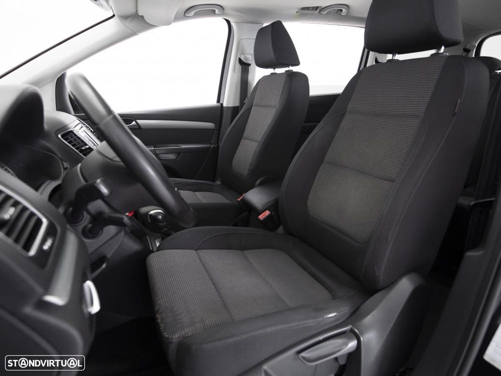 VW Sharan - 8