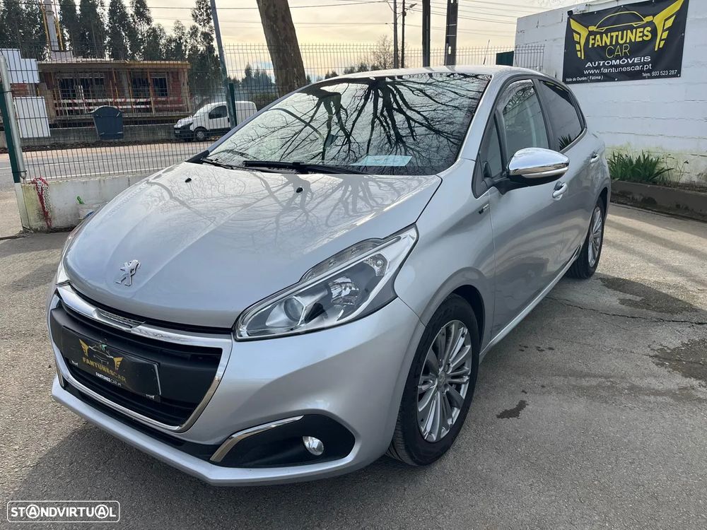 Peugeot 208 1.2 PureTech Style - 5