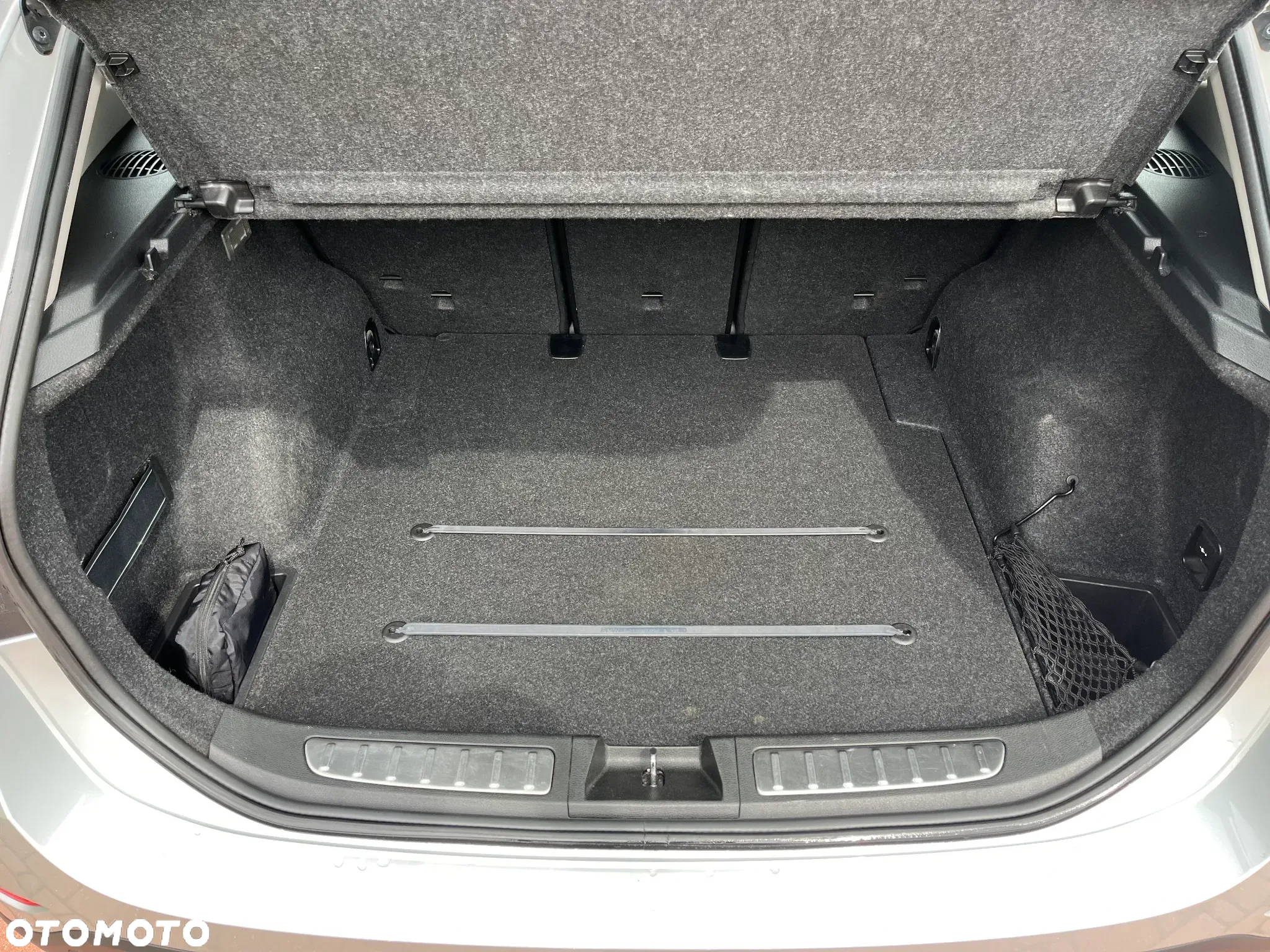 BMW X1 sDrive18i - 18