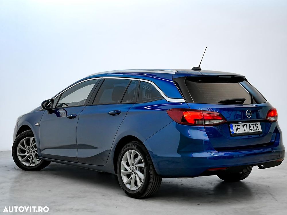 Opel Astra 2021 photo 4