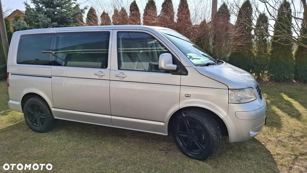 Volkswagen Multivan - 7