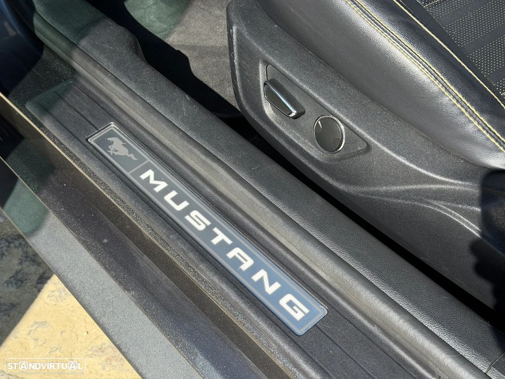 Ford Mustang 2.3 Eco Boost - 26