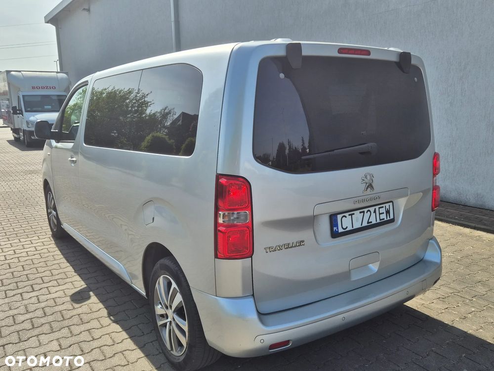 Peugeot Traveller - 7