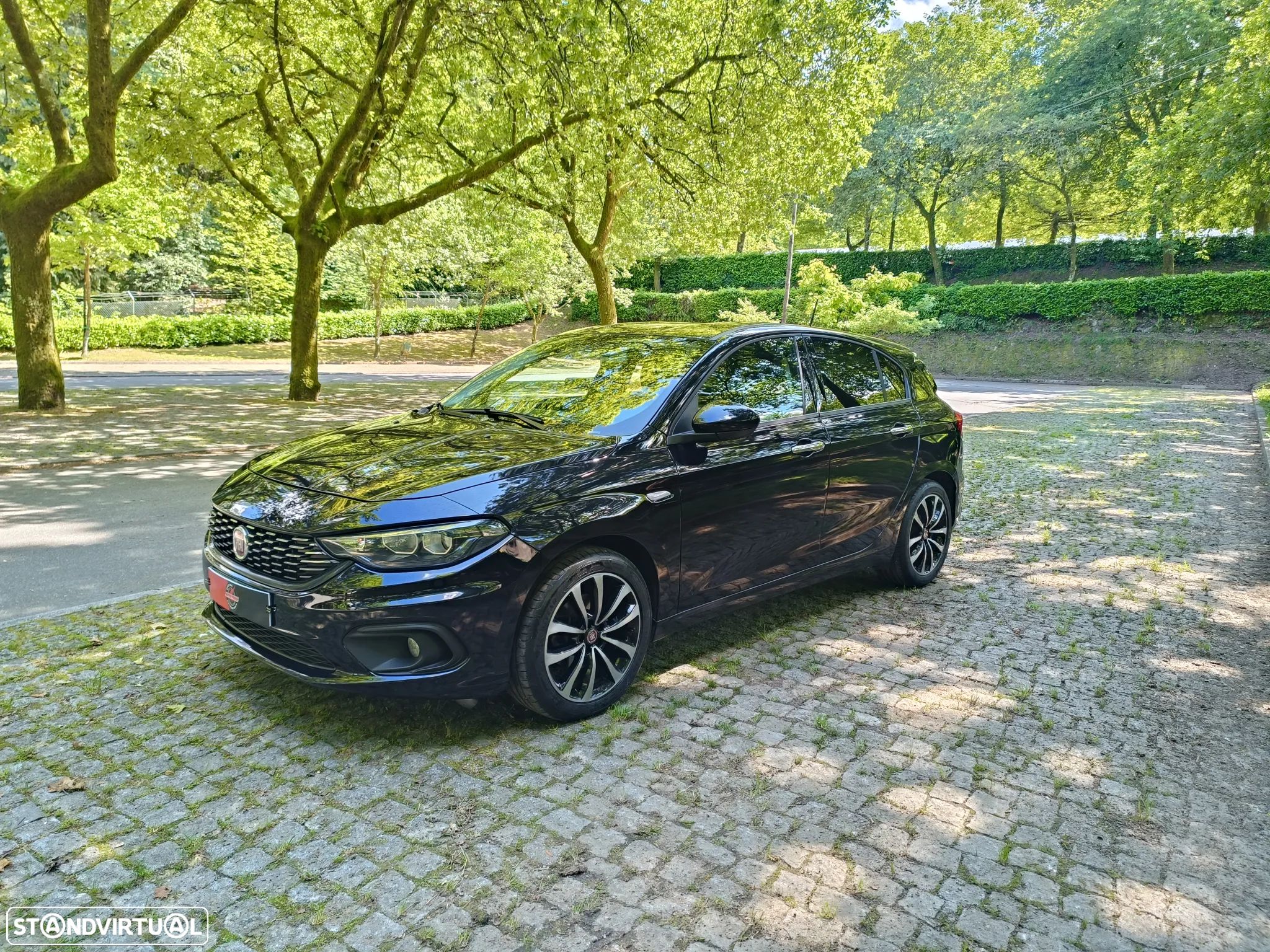 Fiat Tipo 1.3 M-Jet Lounge Tech - 1