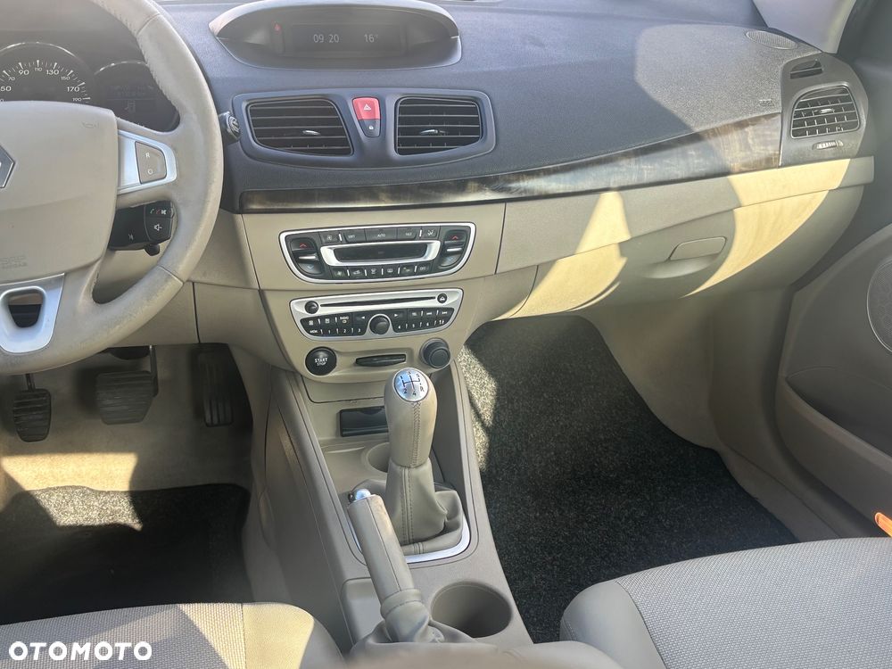 Renault Fluence 1.6 16V 110 Dynamique - 18