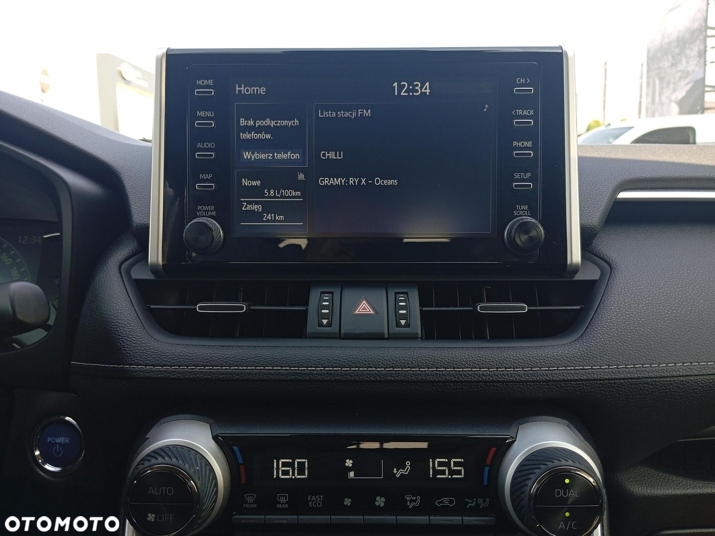 Toyota RAV4 - 10
