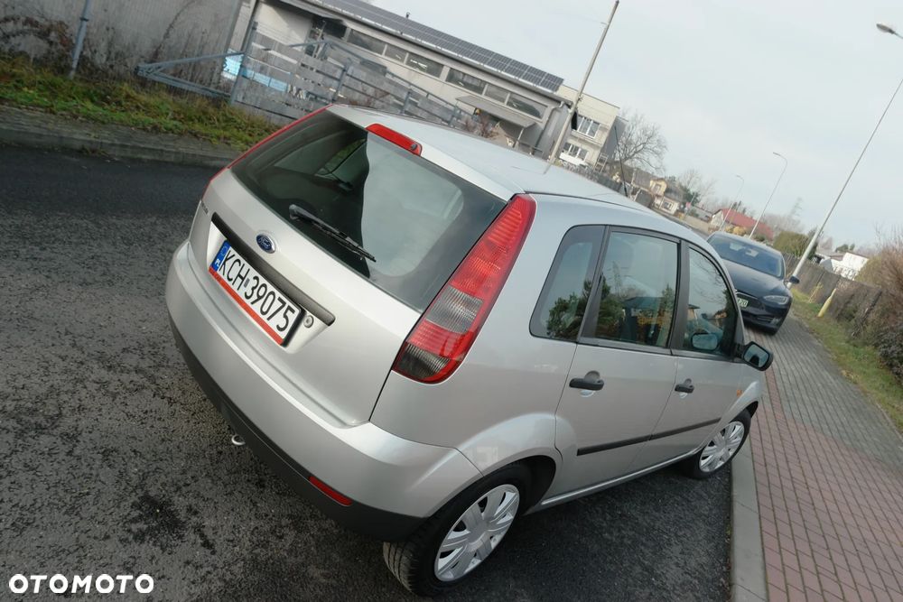 Ford Fiesta 1.4 Ambiente - 2