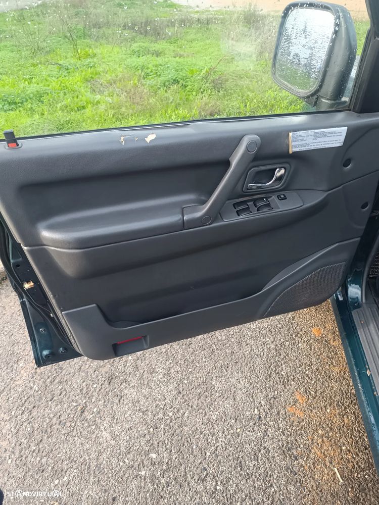 Mitsubishi Pajero 2.8 TD GLS Longo - 30