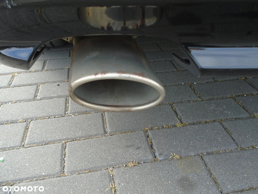 BMW Seria 3 318d - 24
