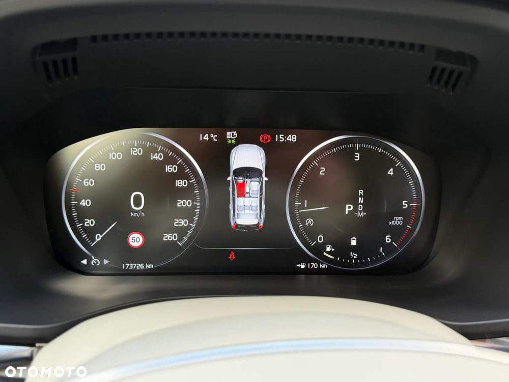 Volvo XC 60 B4 D AWD Momentum Pro - 29