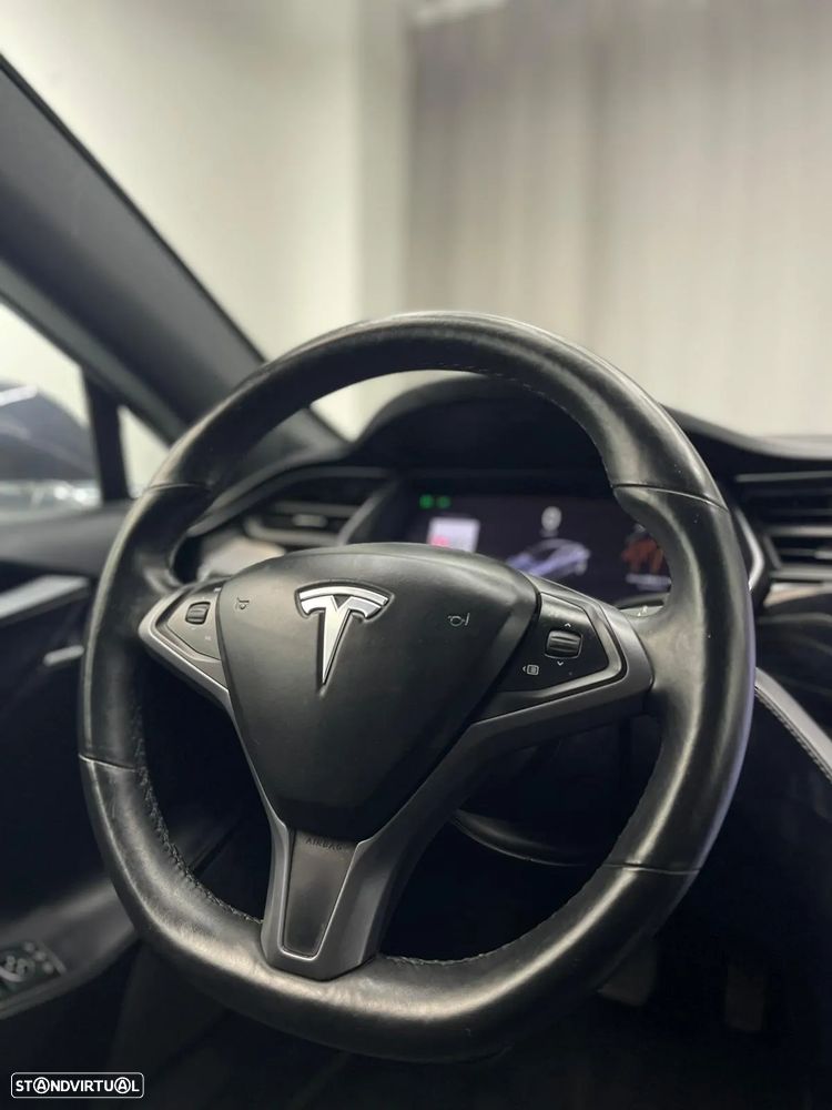 Tesla Model S 75D - 18