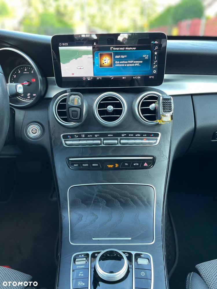 Mercedes-Benz Klasa C 180 9G-TRONIC - 13