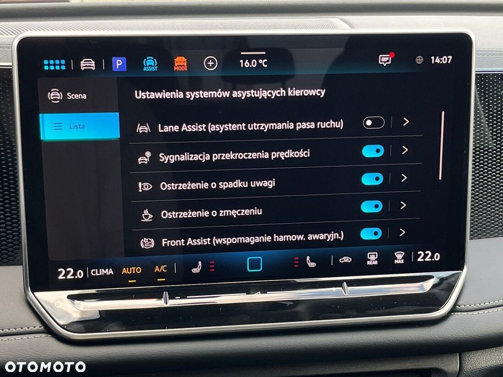 Volkswagen Tiguan - 11