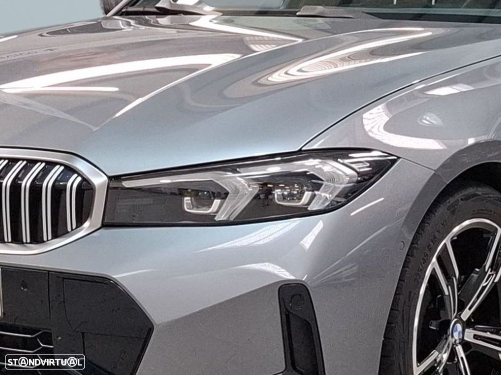 BMW 320 d Pack Desportivo M Auto - 3