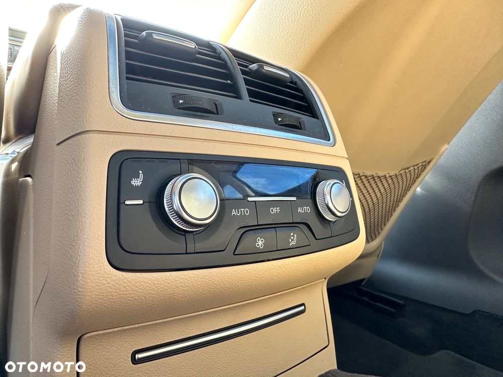 Audi A6 Avant 3.0 TDI Quattro S tronic - 9