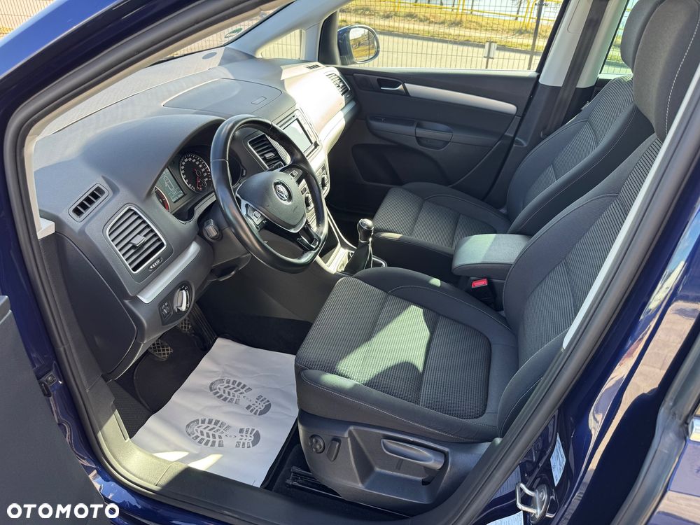 Volkswagen Sharan - 11