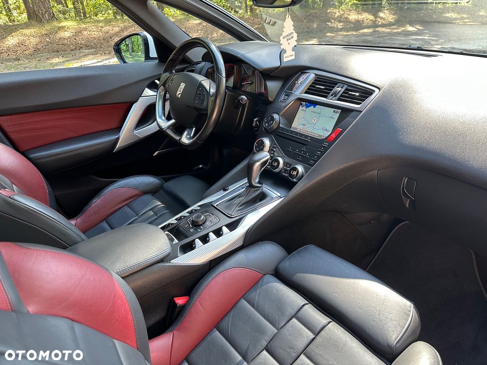 Citroën DS5 THP 155 SoChic - 5