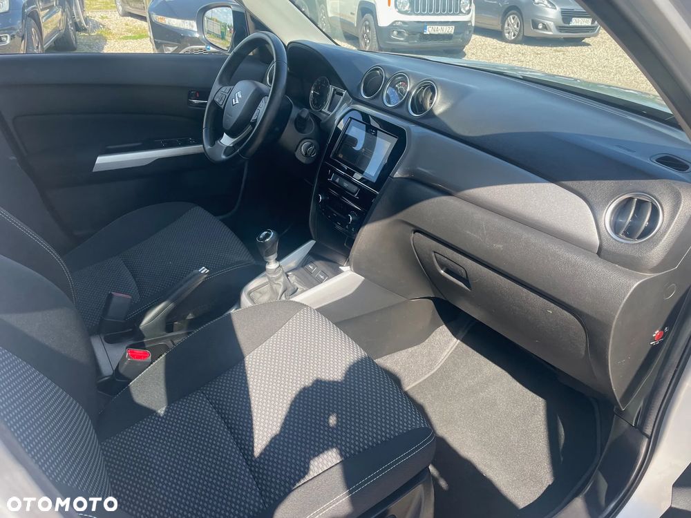 Suzuki Vitara 1.6 DDiS (4x2) Comfort - 15