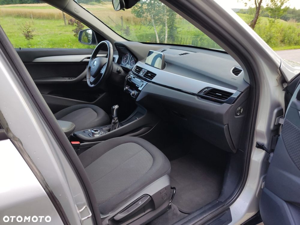 BMW X1 sDrive16d Sport Line - 13