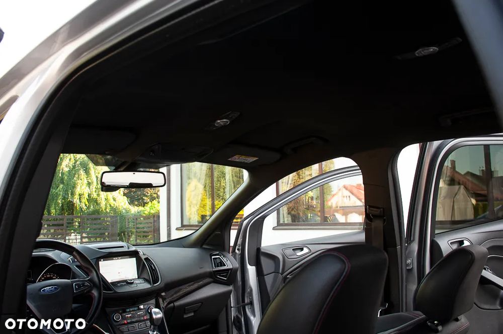 Ford Kuga 1.5 EcoBoost FWD ST-Line ASS MMT6 - 28