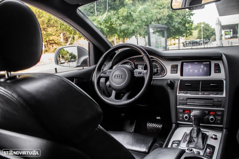 Audi Q7 3.0 V6 TDi quattro Tiptronic - 34