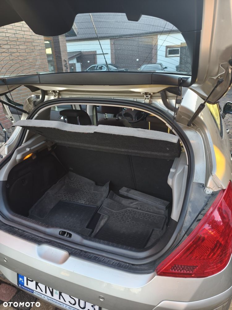Peugeot 308 - 6