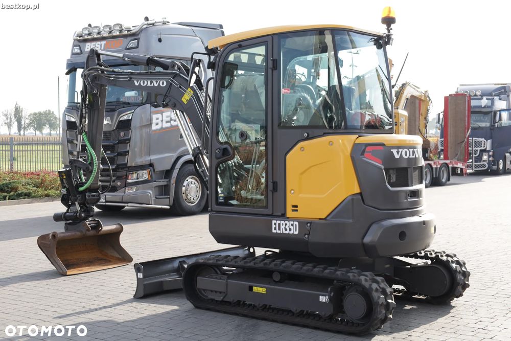 Volvo ECR35D - 10