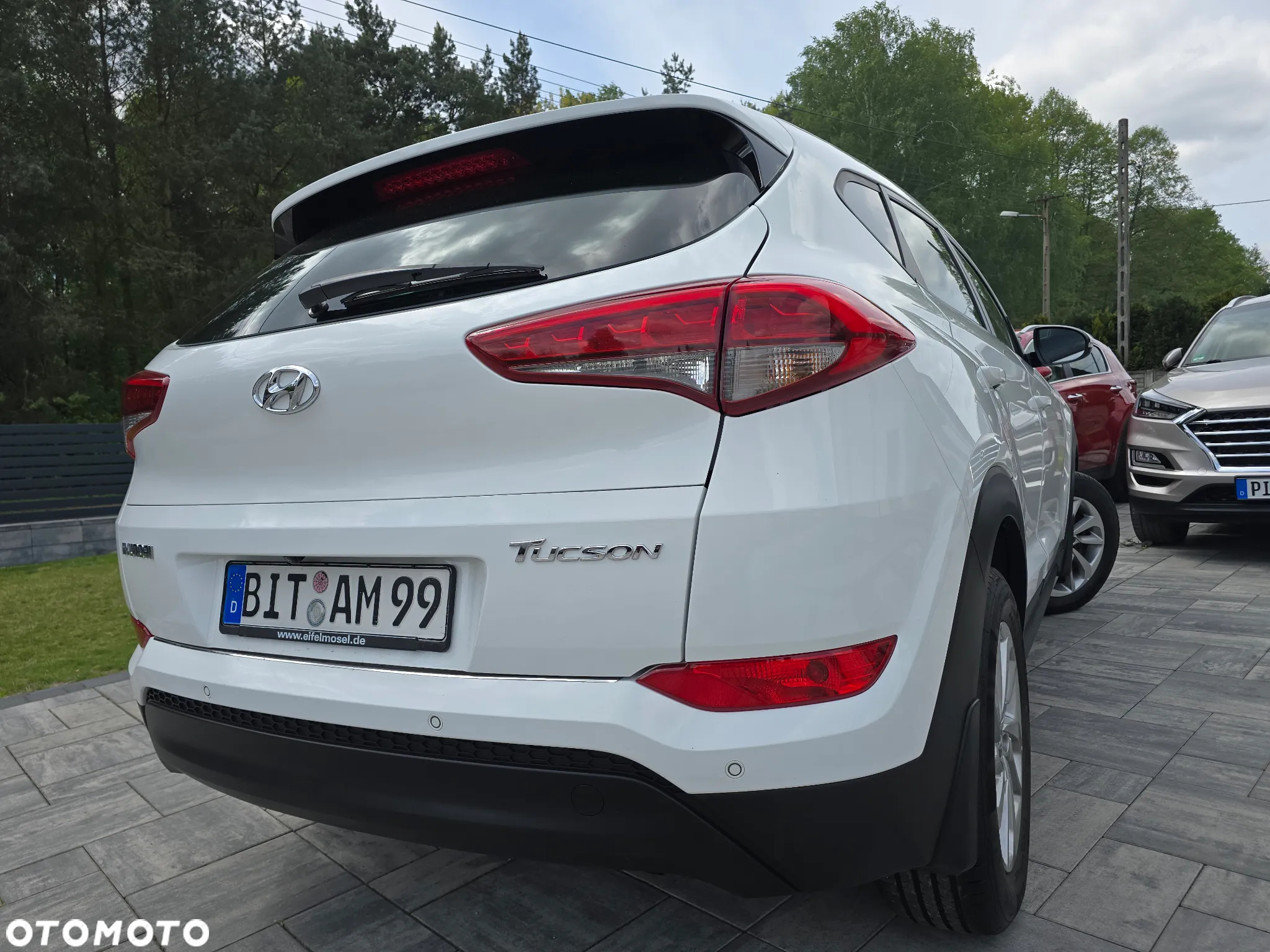 Hyundai Tucson 1.7 CRDI BlueDrive Style 2WD - 9