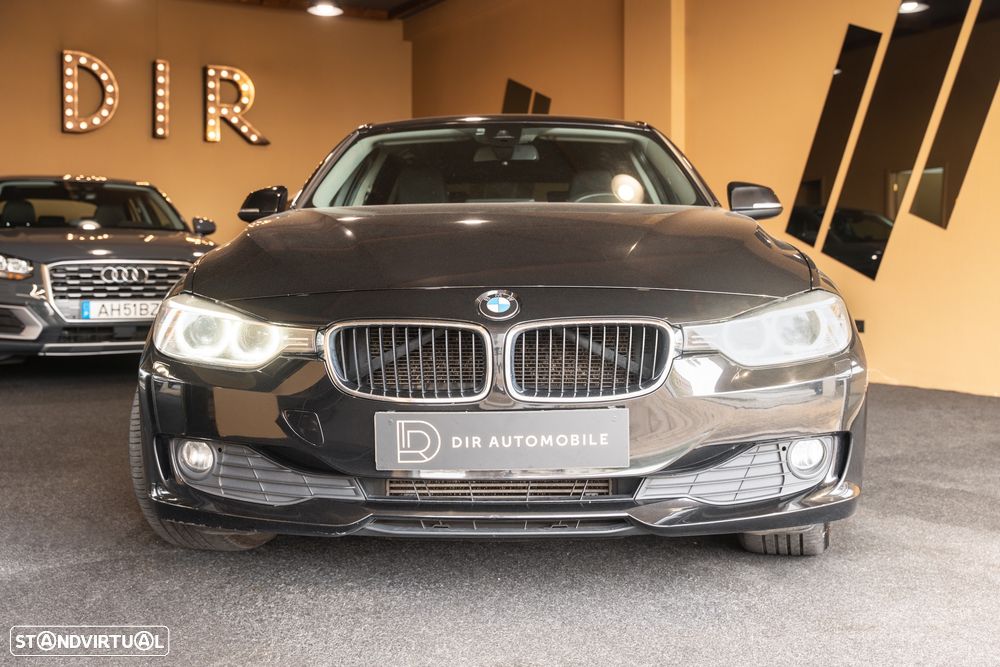 BMW 318 d Aut. Sport Line - 2