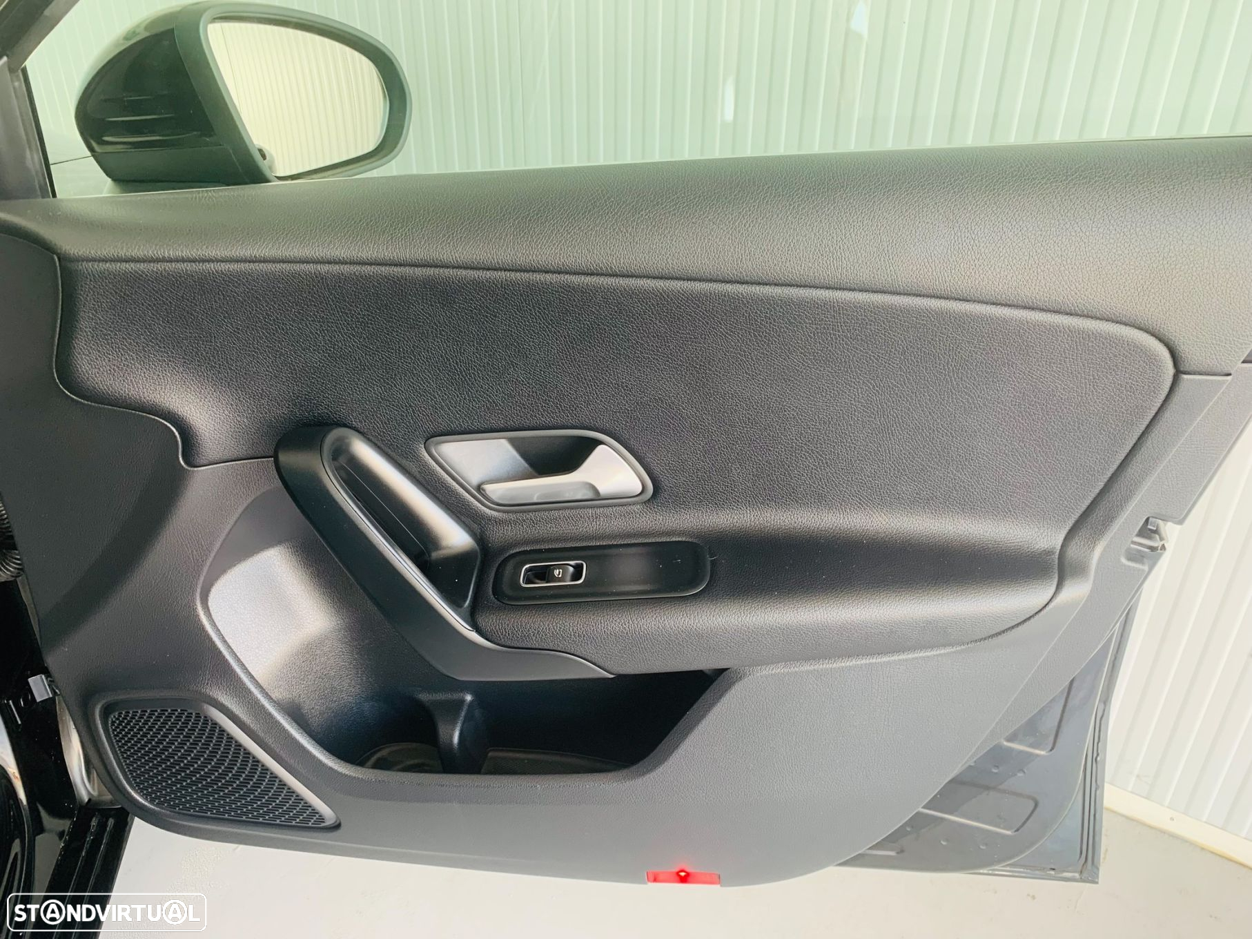 Mercedes-Benz A 250 e Progressive - 38