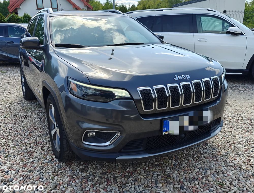 Jeep Cherokee - 10