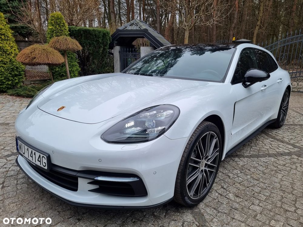 Porsche Panamera 4S Executive - 1