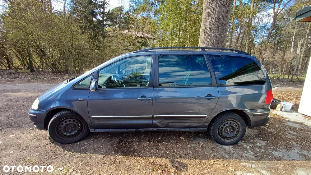 Volkswagen Sharan 1.9 TDI Basis - 9